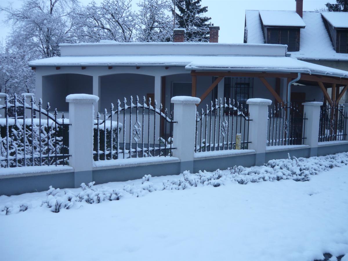 Keresztmama Haza Apartment Hajdúszoboszló Exterior foto